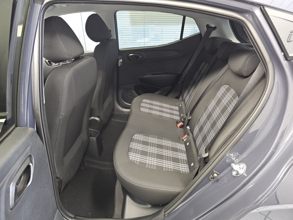 Hyundai i10  bei Hoffmann Automobile in Wolfsburg kaufen und sofort mitnehmen - Bild 4