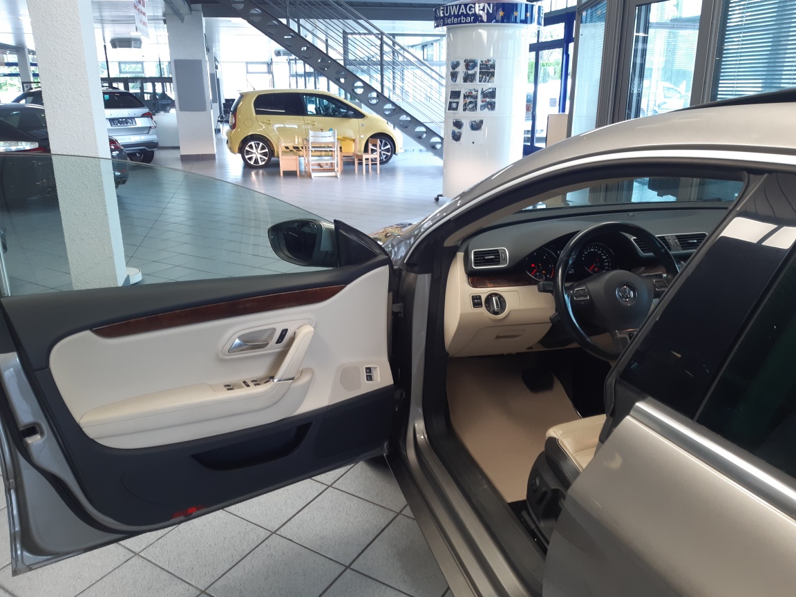 VW Passat CC  bei Hoffmann Automobile in Wolfsburg kaufen und sofort mitnehmen - Bild 13