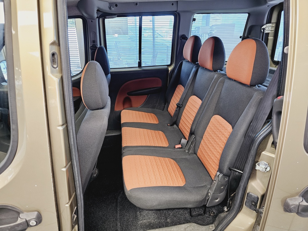 Fiat Doblo  bei Hoffmann Automobile in Wolfsburg kaufen und sofort mitnehmen - Bild 4