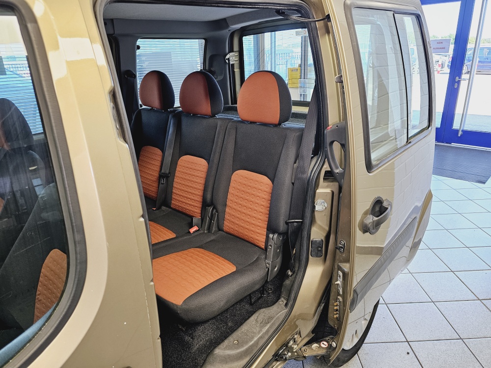 Fiat Doblo  bei Hoffmann Automobile in Wolfsburg kaufen und sofort mitnehmen - Bild 5