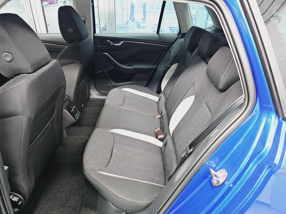 Skoda Kamiq  bei Hoffmann Automobile in Wolfsburg kaufen und sofort mitnehmen - Bild 5