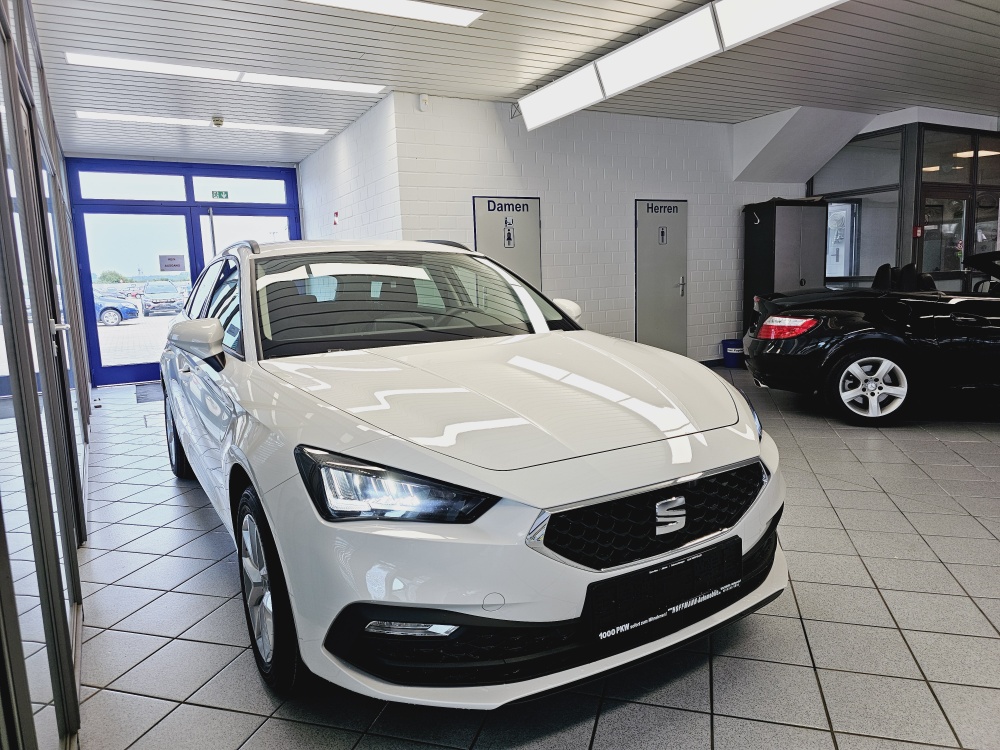Seat Leon Sportstourer  ST  bei Hoffmann Automobile in Wolfsburg kaufen und sofort mitnehmen - Bild 15