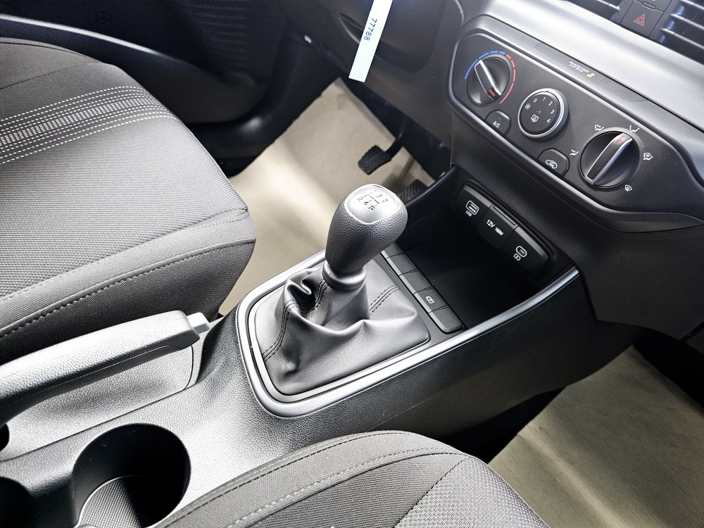 Hyundai i20  bei Hoffmann Automobile in Wolfsburg kaufen und sofort mitnehmen - Bild 6