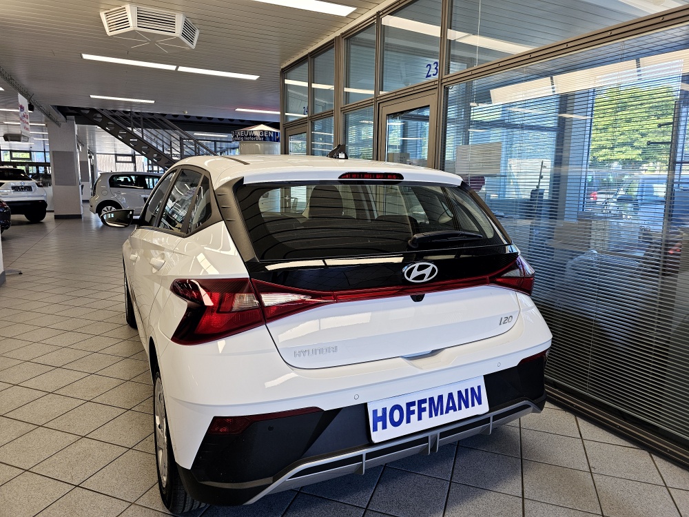 Hyundai i20  bei Hoffmann Automobile in Wolfsburg kaufen und sofort mitnehmen - Bild 3