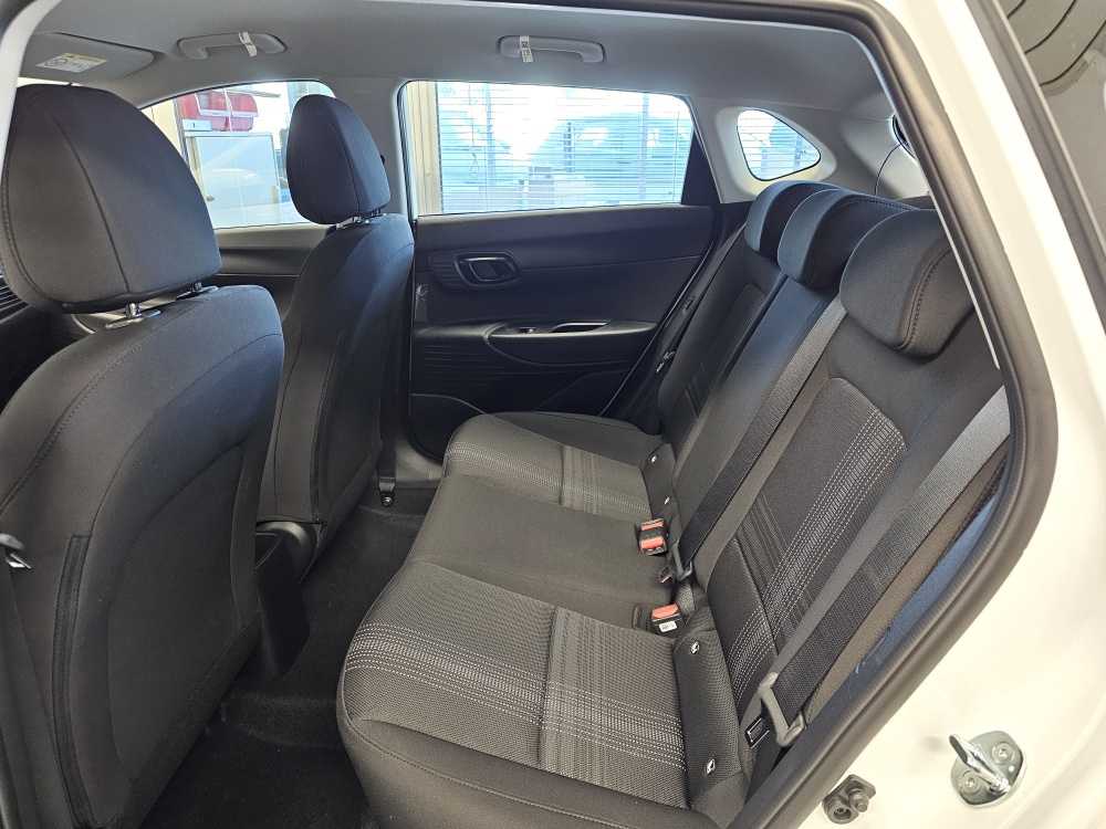 Hyundai i20  bei Hoffmann Automobile in Wolfsburg kaufen und sofort mitnehmen - Bild 4