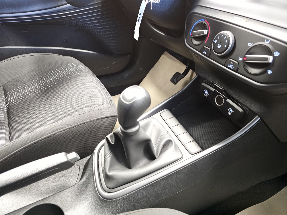 Hyundai i20  bei Hoffmann Automobile in Wolfsburg kaufen und sofort mitnehmen - Bild 6