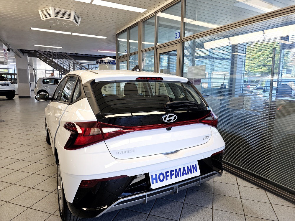 Hyundai i20  bei Hoffmann Automobile in Wolfsburg kaufen und sofort mitnehmen - Bild 3