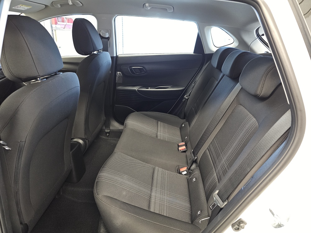 Hyundai i20  bei Hoffmann Automobile in Wolfsburg kaufen und sofort mitnehmen - Bild 4