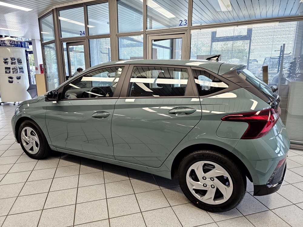 Hyundai i20  bei Hoffmann Automobile in Wolfsburg kaufen und sofort mitnehmen - Bild 18