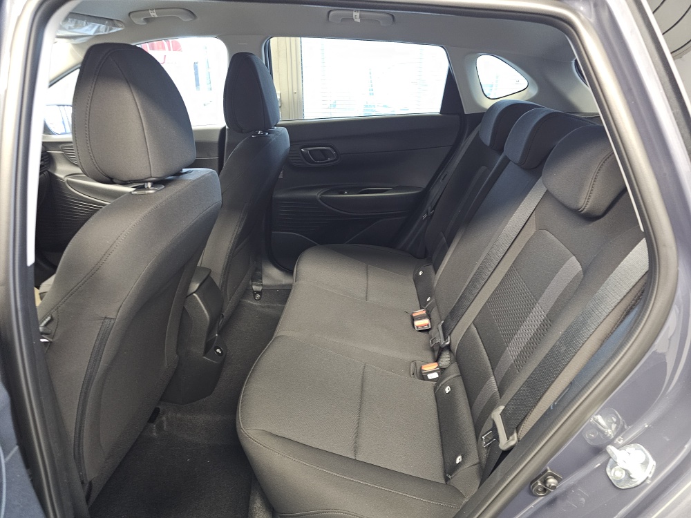 Hyundai i20  bei Hoffmann Automobile in Wolfsburg kaufen und sofort mitnehmen - Bild 4