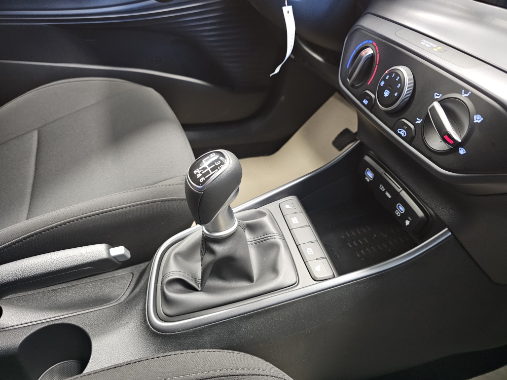 Hyundai i20  bei Hoffmann Automobile in Wolfsburg kaufen und sofort mitnehmen - Bild 6