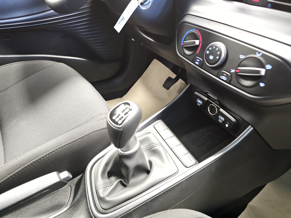 Hyundai i20  bei Hoffmann Automobile in Wolfsburg kaufen und sofort mitnehmen - Bild 6