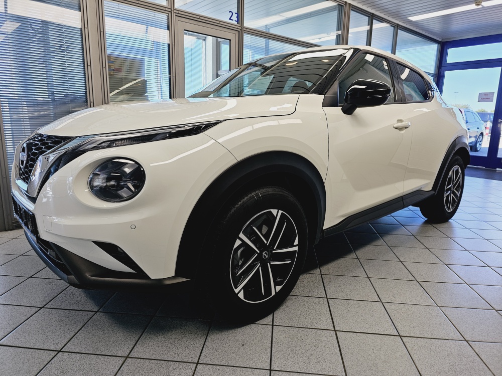 Nissan Juke N-Connecta für nur 21.700,- € bei Hoffmann Automobile in Wolfsburg kaufen und sofort mitnehmen