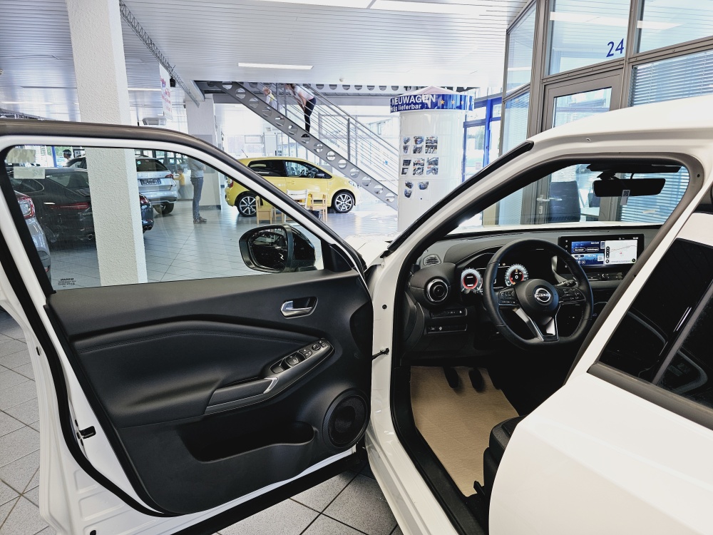 Nissan Juke  bei Hoffmann Automobile in Wolfsburg kaufen und sofort mitnehmen - Bild 14