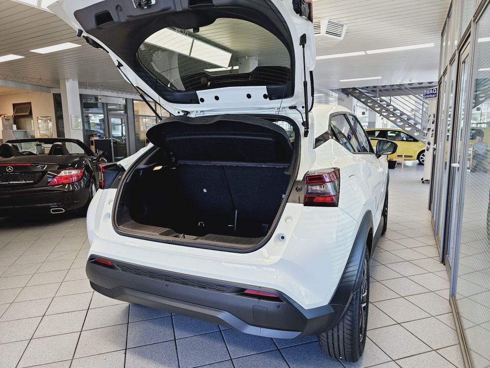 Nissan Juke  bei Hoffmann Automobile in Wolfsburg kaufen und sofort mitnehmen - Bild 2