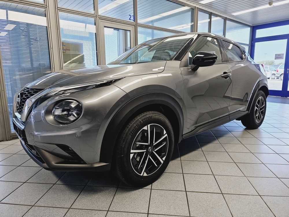 Nissan Juke N-Connecta für nur 23.900,- € bei Hoffmann Automobile in Wolfsburg kaufen und sofort mitnehmen