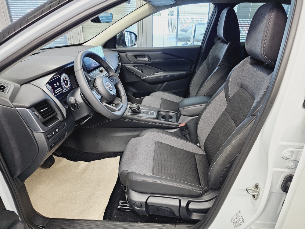 Nissan Qashqai  bei Hoffmann Automobile in Wolfsburg kaufen und sofort mitnehmen - Bild 16