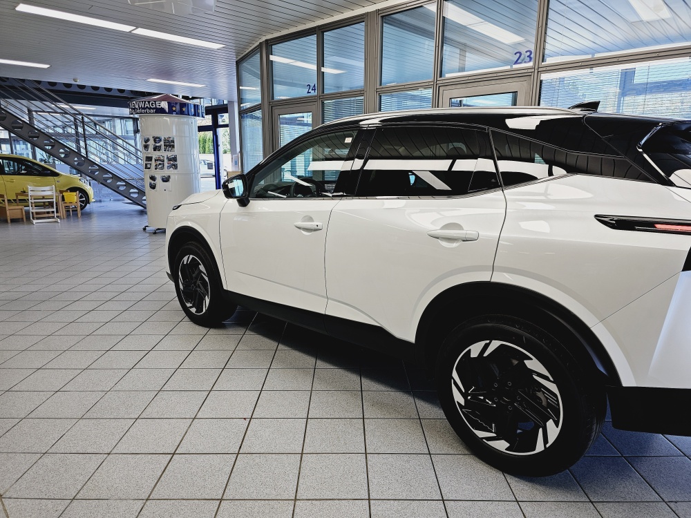Nissan Qashqai  bei Hoffmann Automobile in Wolfsburg kaufen und sofort mitnehmen - Bild 18