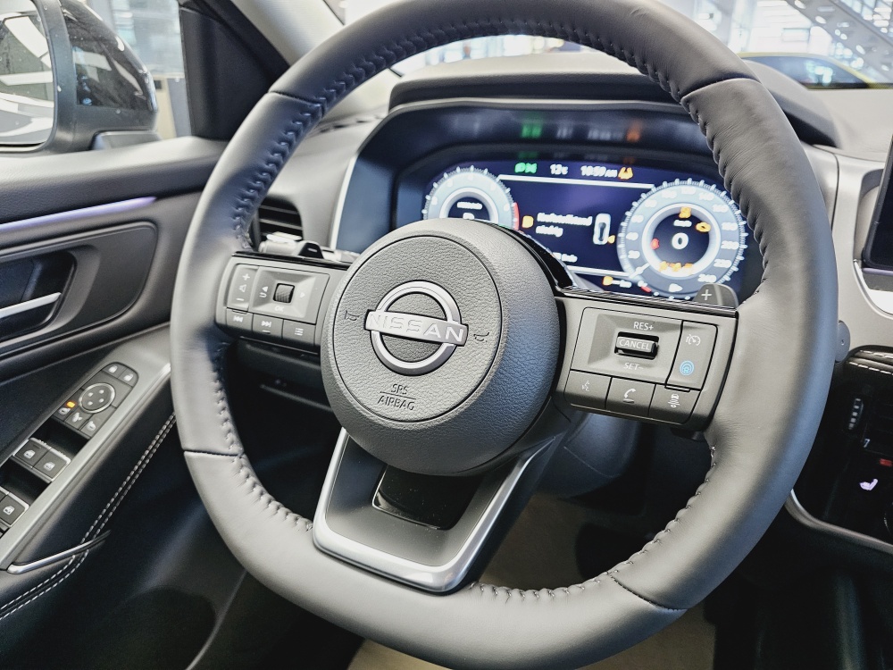 Nissan Qashqai  bei Hoffmann Automobile in Wolfsburg kaufen und sofort mitnehmen - Bild 11