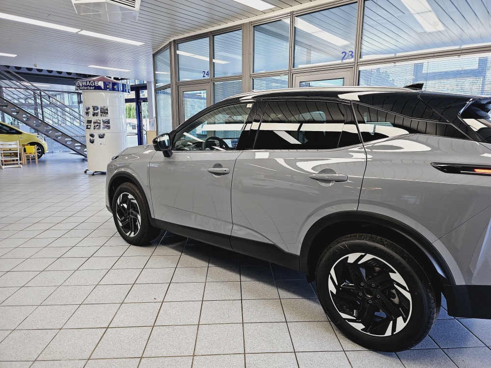 Nissan Qashqai  bei Hoffmann Automobile in Wolfsburg kaufen und sofort mitnehmen - Bild 17