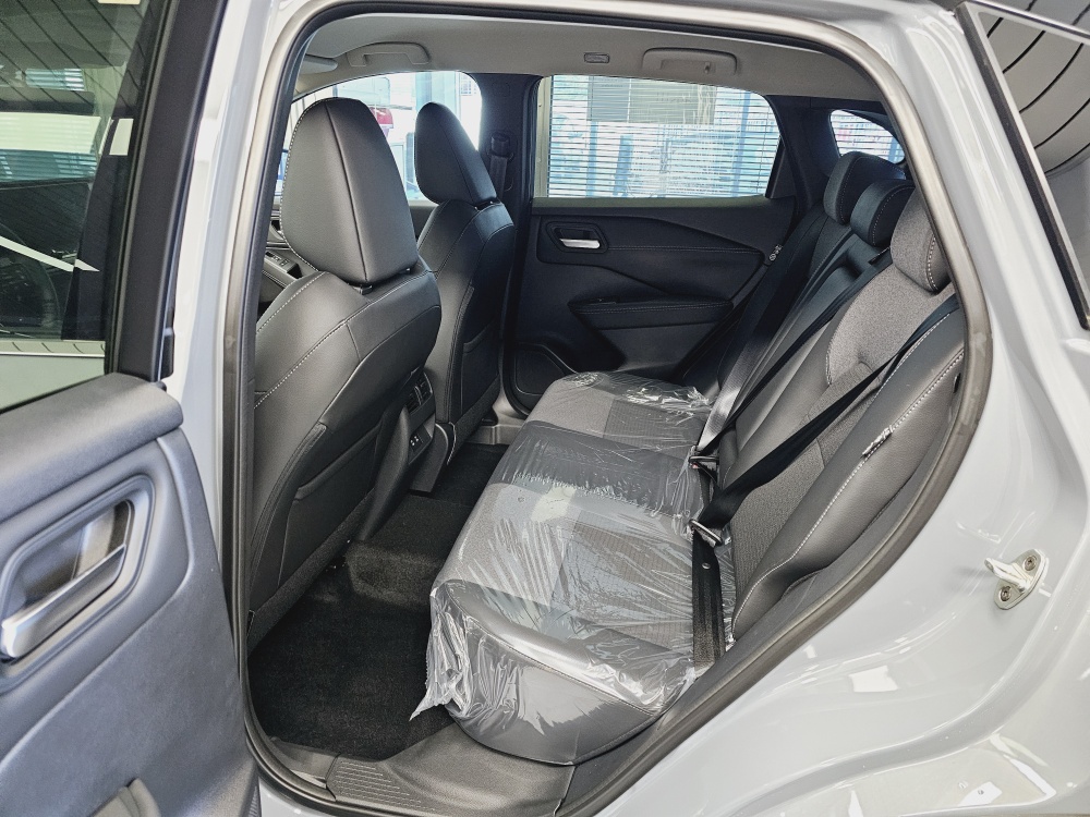 Nissan Qashqai  bei Hoffmann Automobile in Wolfsburg kaufen und sofort mitnehmen - Bild 4