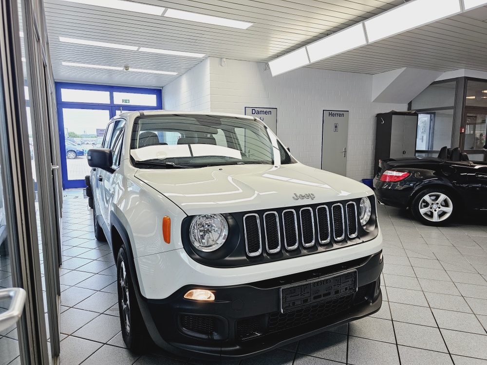 Jeep Renegade  bei Hoffmann Automobile in Wolfsburg kaufen und sofort mitnehmen - Bild 16