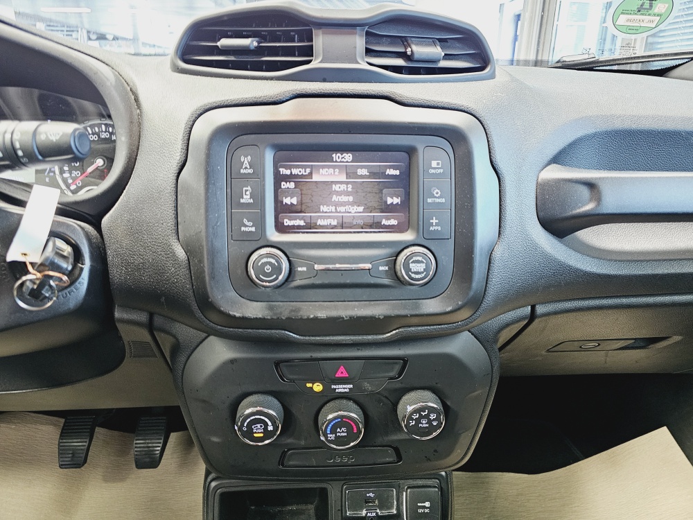 Jeep Renegade  bei Hoffmann Automobile in Wolfsburg kaufen und sofort mitnehmen - Bild 8