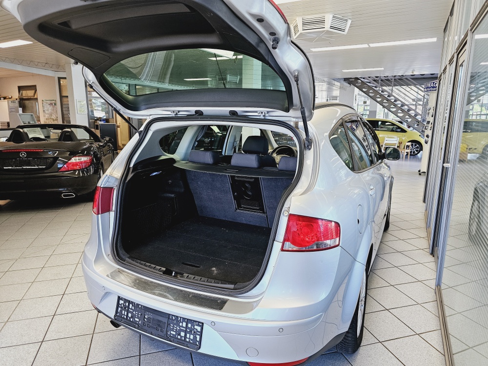Seat Altea XL  bei Hoffmann Automobile in Wolfsburg kaufen und sofort mitnehmen - Bild 2