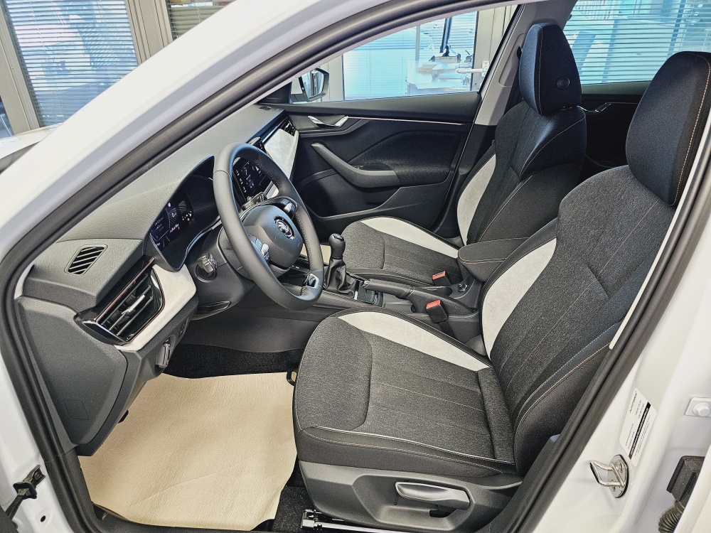 Skoda Kamiq  bei Hoffmann Automobile in Wolfsburg kaufen und sofort mitnehmen - Bild 11