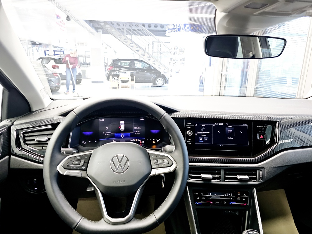 VW Polo  bei Hoffmann Automobile in Wolfsburg kaufen und sofort mitnehmen - Bild 17