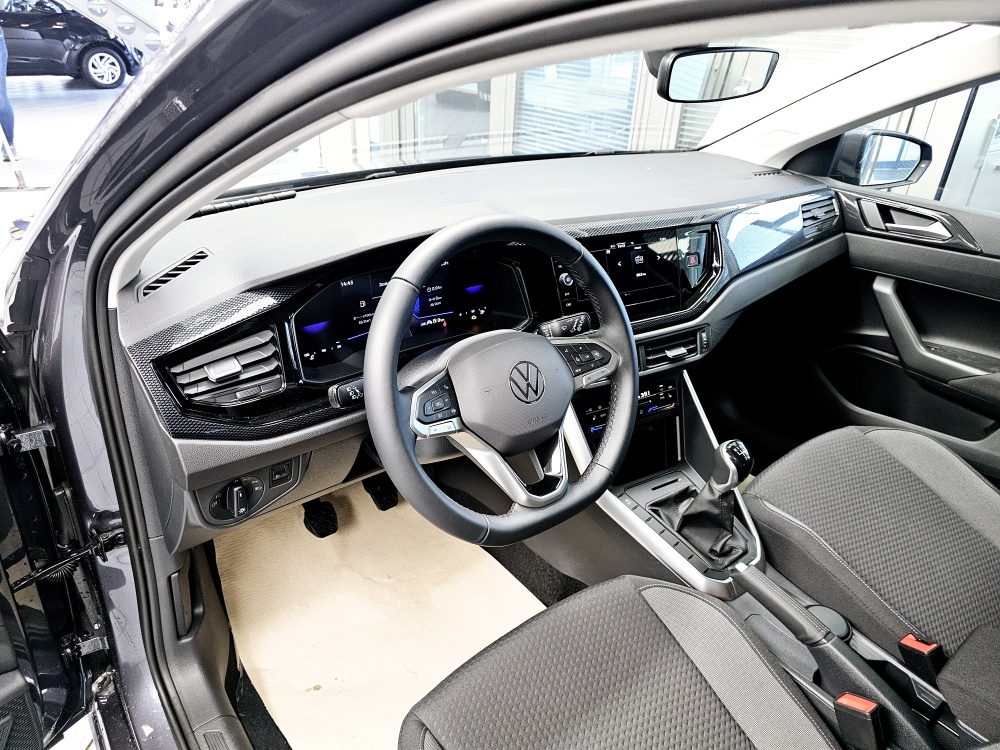 VW Polo  bei Hoffmann Automobile in Wolfsburg kaufen und sofort mitnehmen - Bild 18