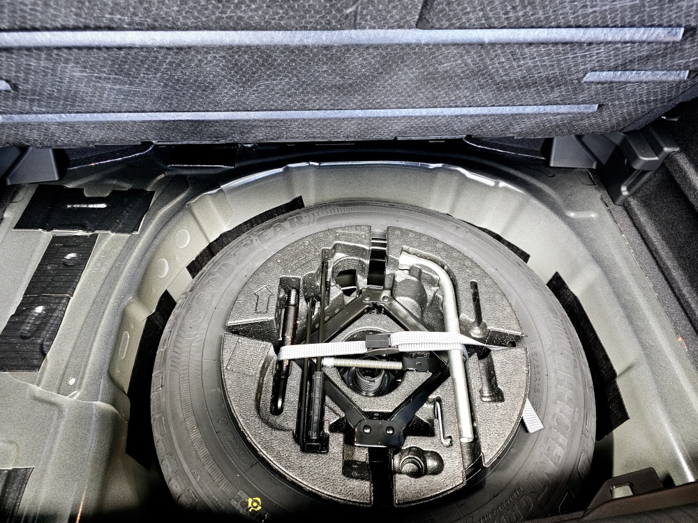 VW Polo  bei Hoffmann Automobile in Wolfsburg kaufen und sofort mitnehmen - Bild 3