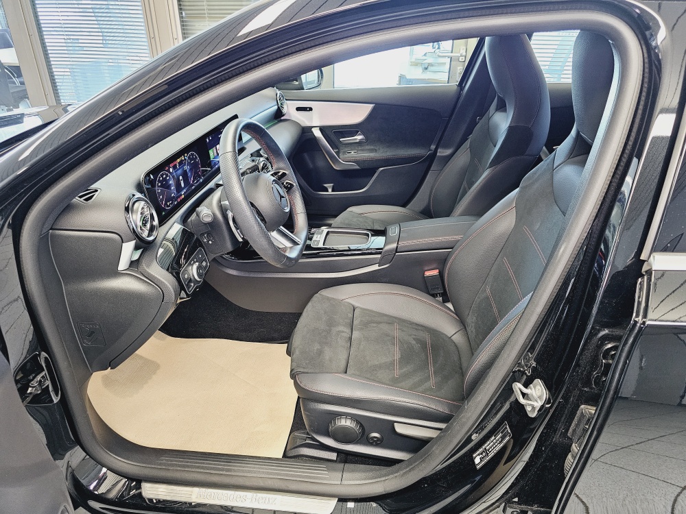 Mercedes-Benz A 180  bei Hoffmann Automobile in Wolfsburg kaufen und sofort mitnehmen - Bild 11
