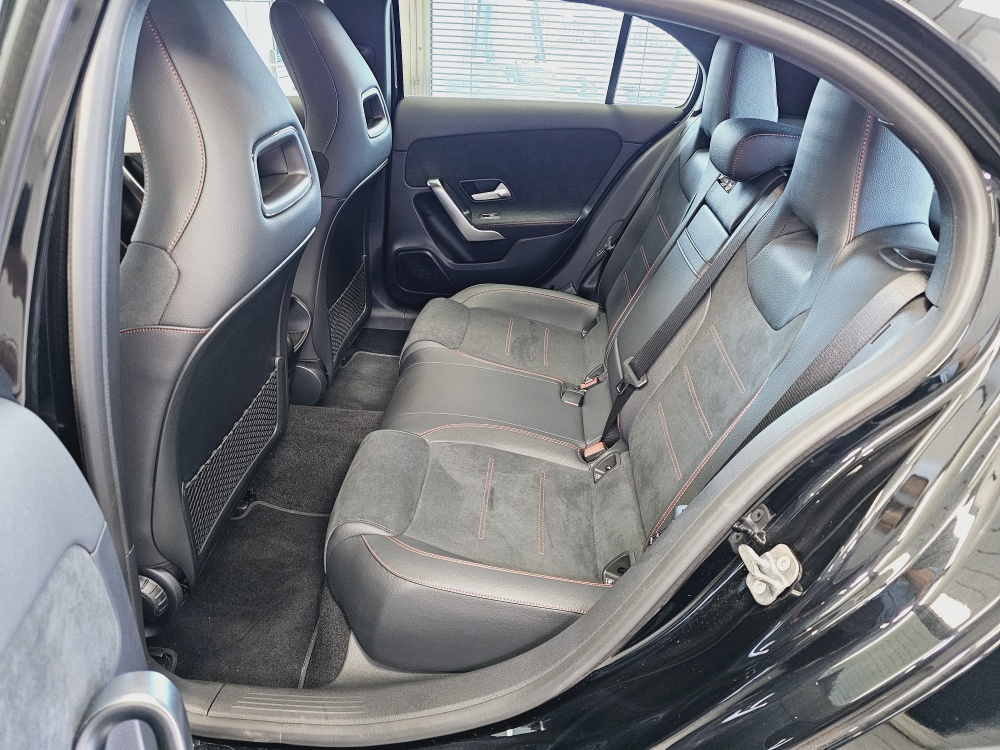 Mercedes-Benz A 180  bei Hoffmann Automobile in Wolfsburg kaufen und sofort mitnehmen - Bild 4