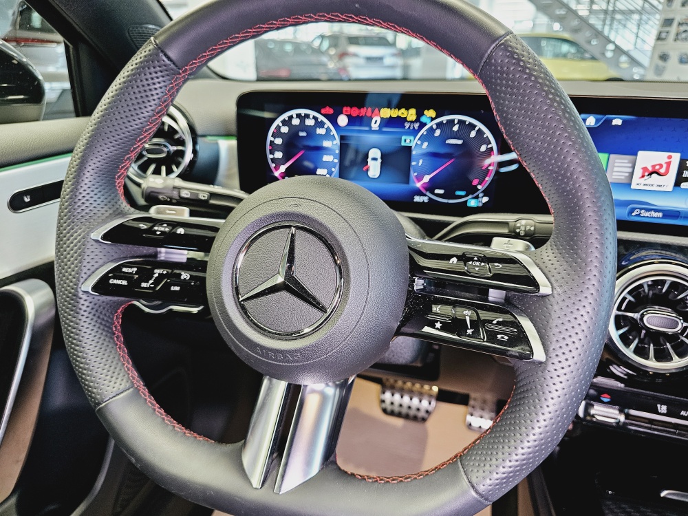 Mercedes-Benz A 180  bei Hoffmann Automobile in Wolfsburg kaufen und sofort mitnehmen - Bild 8