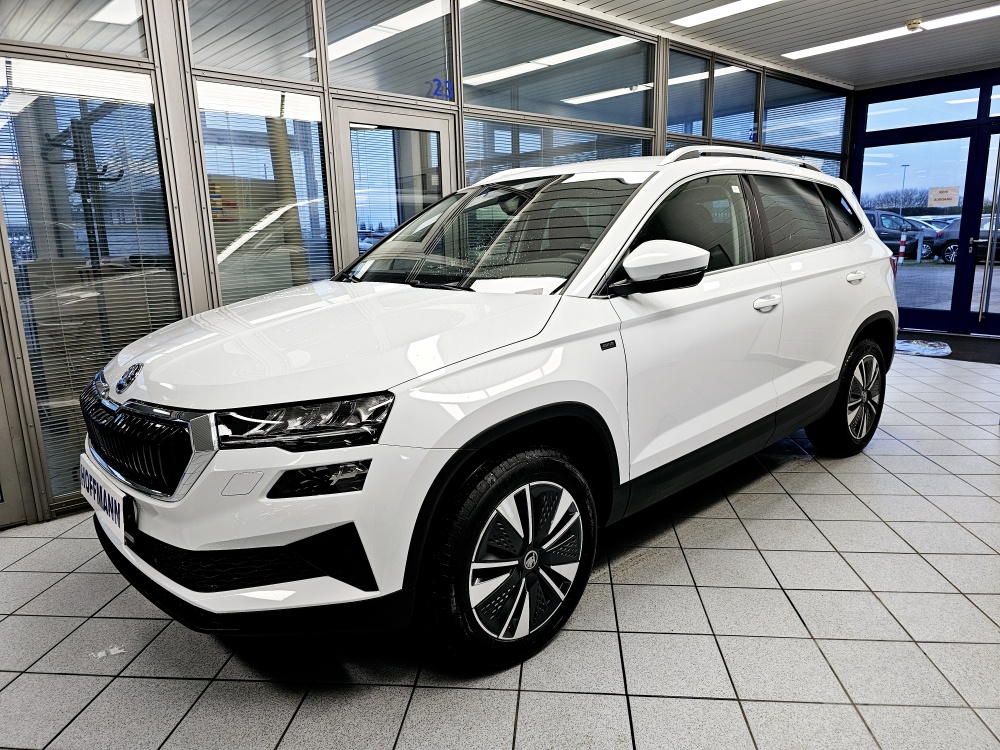 Skoda Karoq Tour für nur 33.750,- € bei Hoffmann Automobile in Wolfsburg kaufen und sofort mitnehmen
