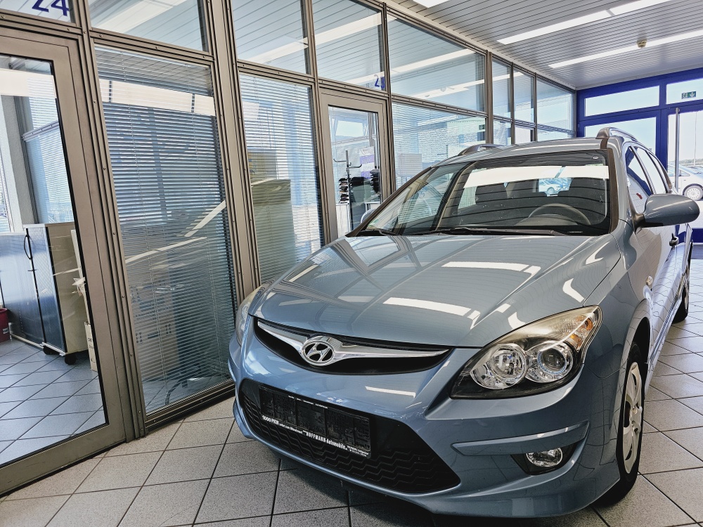 Hyundai i30 Kombi  bei Hoffmann Automobile in Wolfsburg kaufen und sofort mitnehmen - Bild 13