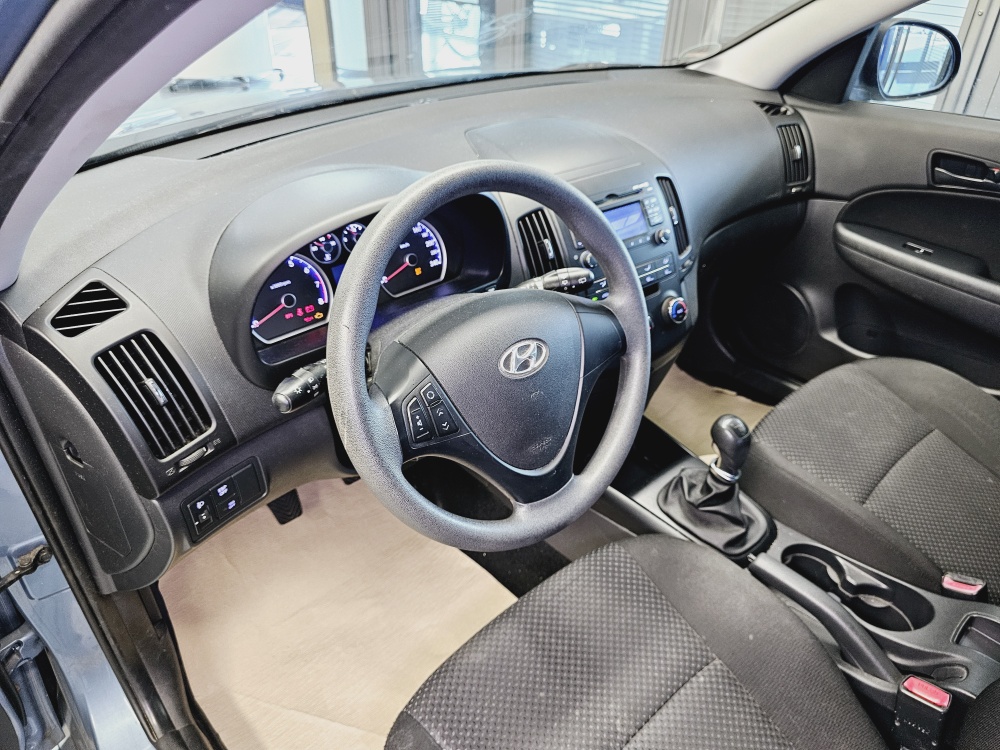 Hyundai i30 Kombi  bei Hoffmann Automobile in Wolfsburg kaufen und sofort mitnehmen - Bild 9