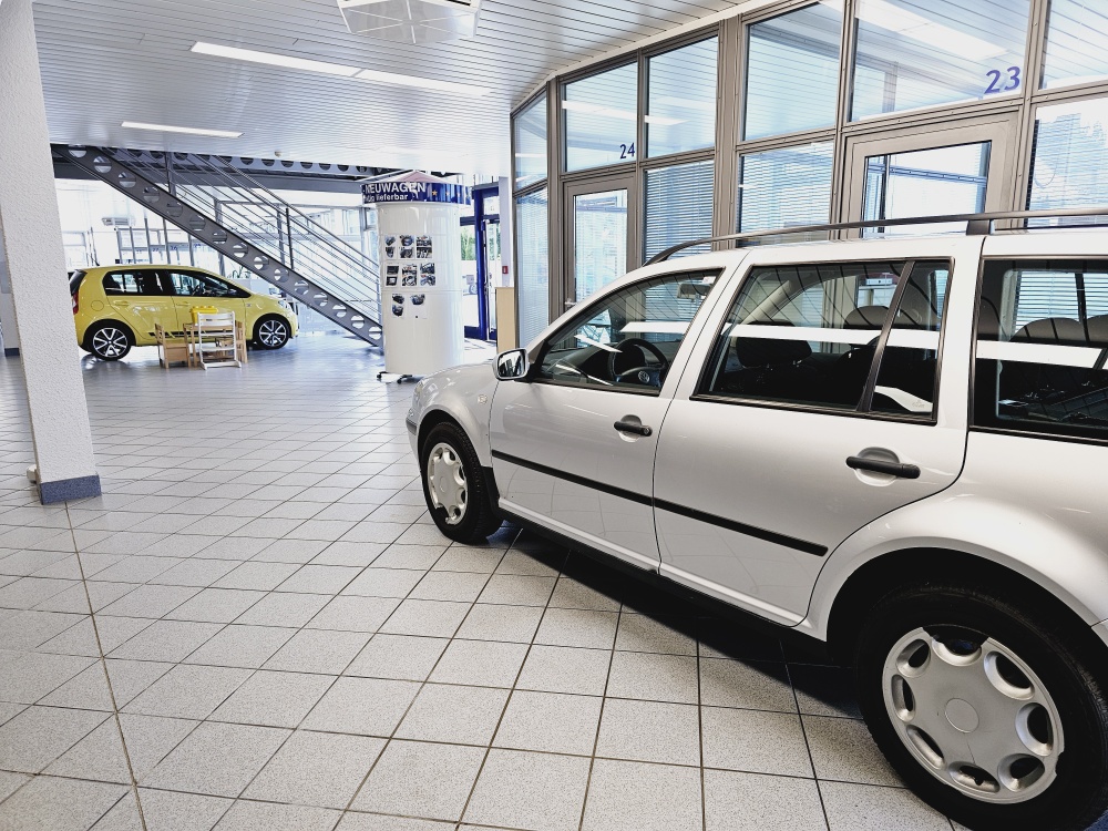 VW Golf Variant  bei Hoffmann Automobile in Wolfsburg kaufen und sofort mitnehmen - Bild 12