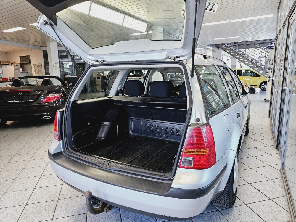 VW Golf Variant  bei Hoffmann Automobile in Wolfsburg kaufen und sofort mitnehmen - Bild 2