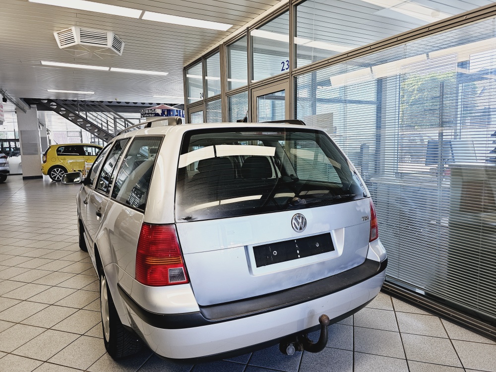 VW Golf Variant  bei Hoffmann Automobile in Wolfsburg kaufen und sofort mitnehmen - Bild 3
