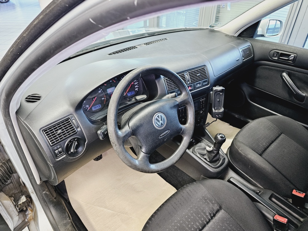 VW Golf Variant  bei Hoffmann Automobile in Wolfsburg kaufen und sofort mitnehmen - Bild 9