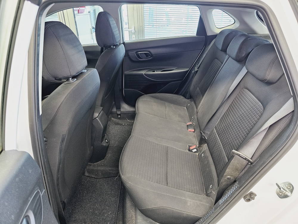 Hyundai i20  bei Hoffmann Automobile in Wolfsburg kaufen und sofort mitnehmen - Bild 4