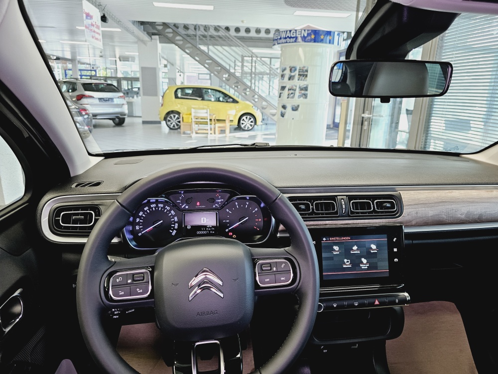 Citroen C3  bei Hoffmann Automobile in Wolfsburg kaufen und sofort mitnehmen - Bild 9