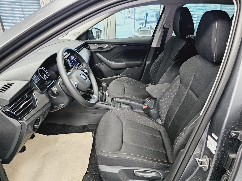 Skoda Scala  bei Hoffmann Automobile in Wolfsburg kaufen und sofort mitnehmen - Bild 12
