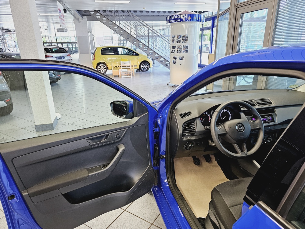 Skoda Fabia  bei Hoffmann Automobile in Wolfsburg kaufen und sofort mitnehmen - Bild 11