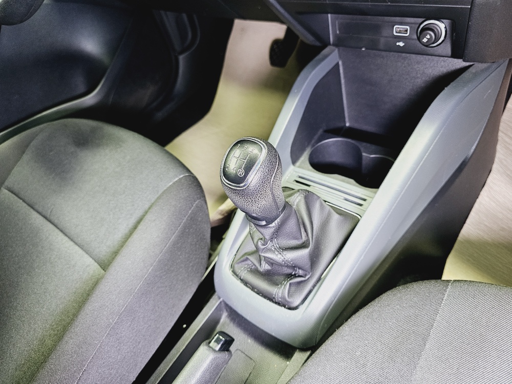 Skoda Fabia  bei Hoffmann Automobile in Wolfsburg kaufen und sofort mitnehmen - Bild 6