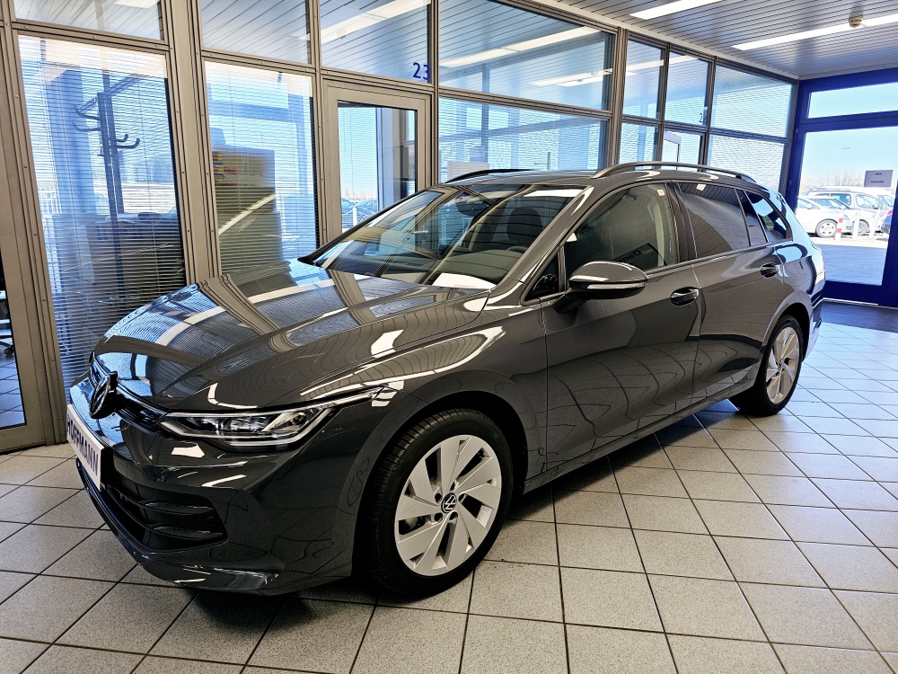 VW Golf Variant Life für nur 29.550,- € bei Hoffmann Automobile in Wolfsburg kaufen und sofort mitnehmen