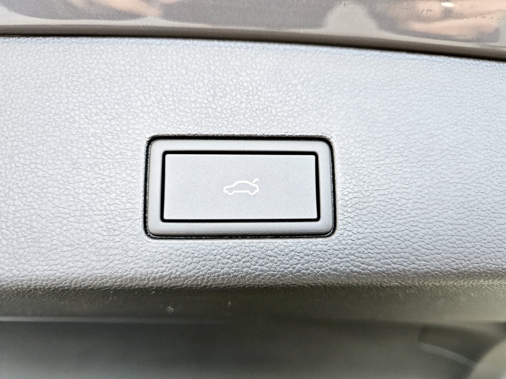 VW Golf Variant  bei Hoffmann Automobile in Wolfsburg kaufen und sofort mitnehmen - Bild 3