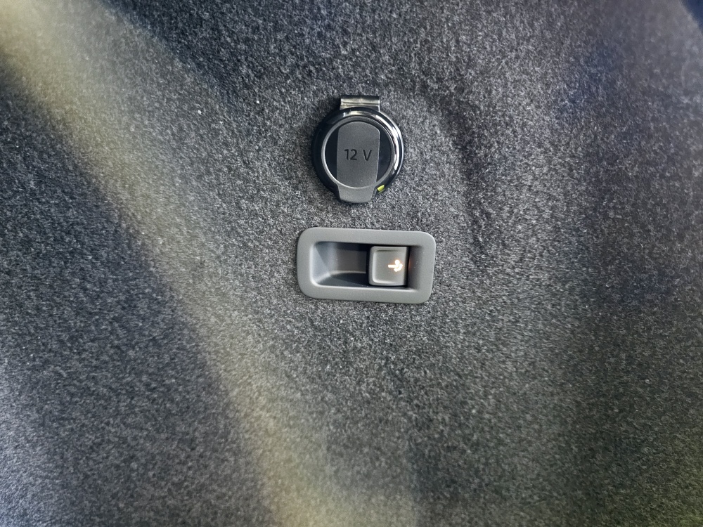 VW Golf Variant  bei Hoffmann Automobile in Wolfsburg kaufen und sofort mitnehmen - Bild 4